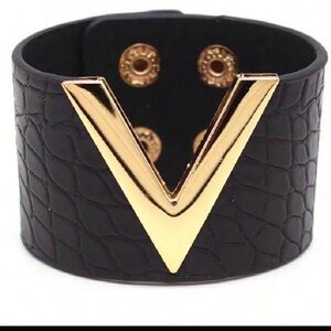 Black Croc-Textured Wide Leather Cuff Bracelet with Gold V Accent